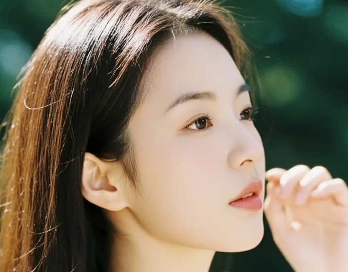 疑惑!重庆松山医院朱乐林磨骨风格保守吗?范例自然成效和审美理念说明一切