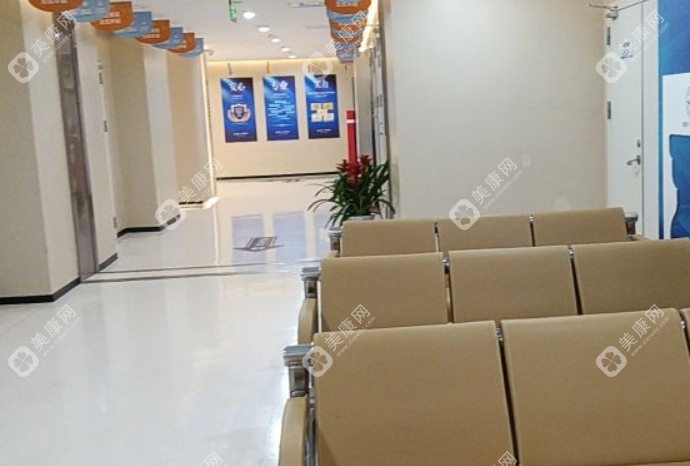 成都新華醫(yī)院開展項目