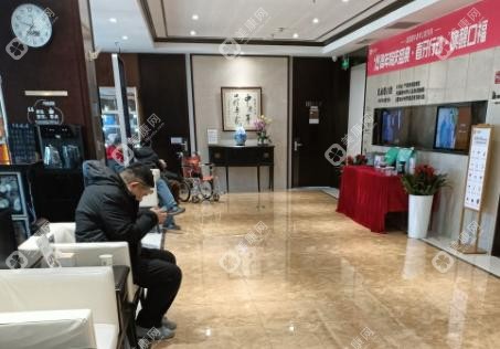 北京美冠塔口腔总院地铁1号线直达