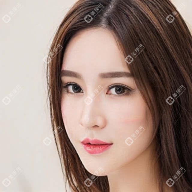 深圳市口腔醫(yī)院價(jià)格對(duì)比表出爐！星辰、偉民、興誠(chéng)康等10家醫(yī)院項(xiàng)目費(fèi)用全公開(kāi)